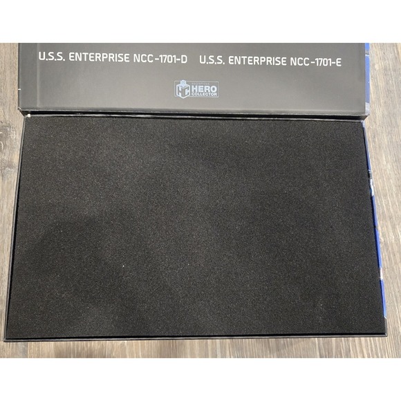 EAGLEMOSS STAR TREK TOS ORIGINAL SERIES USS ENTERPRISE NCC-1701 w/MAGAZINE‎ - Picture 8 of 10